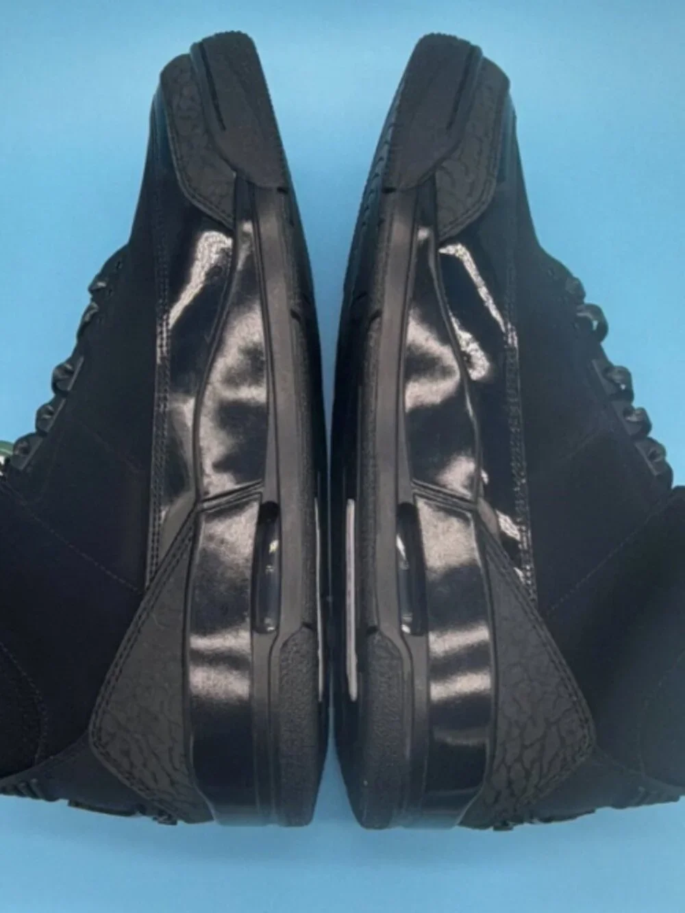Air Jordan 3 Retro Black Cat 2025